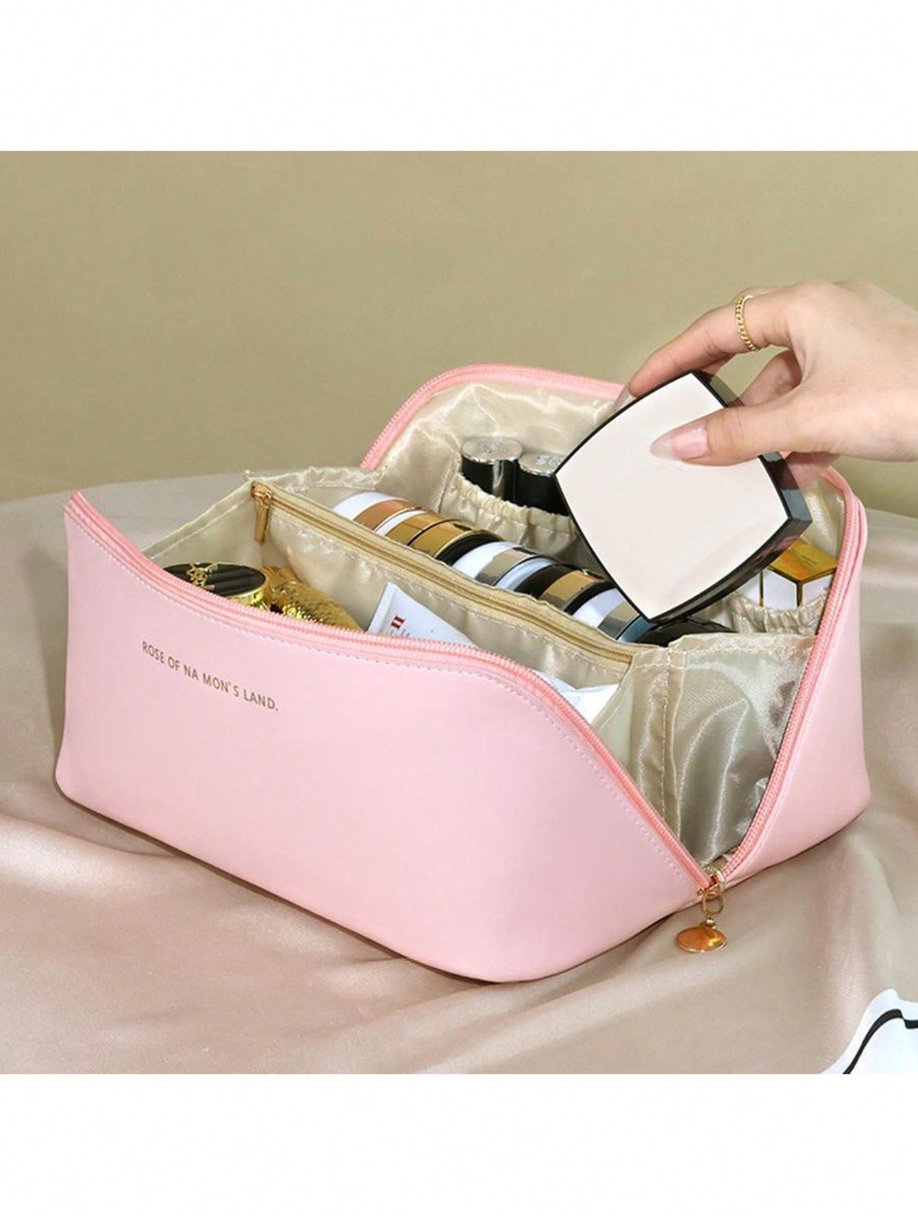 Luxe, hoogwaardige make-upbox, - Luxury High End Skincare recensie en prijs