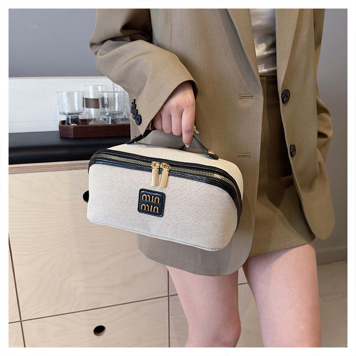 Make-up tas - Retro lichte lux - Luxury High End Skincare recensie en prijs